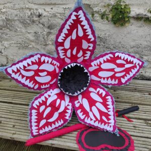 Demogorgon Piñata | Halloween Pinata | Stranger Things Piniata | Halloween Party | Gift for Halloween | Demogorgon Halloween Pinata